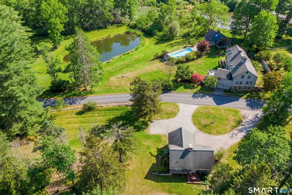 $1,849,000 | 6 Brinsmade Lane, Sherman, CT 06784