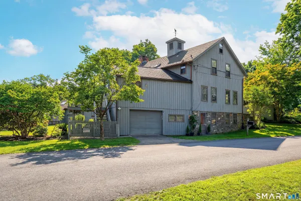 $1,849,000 | 6 Brinsmade Lane, Sherman, CT 06784