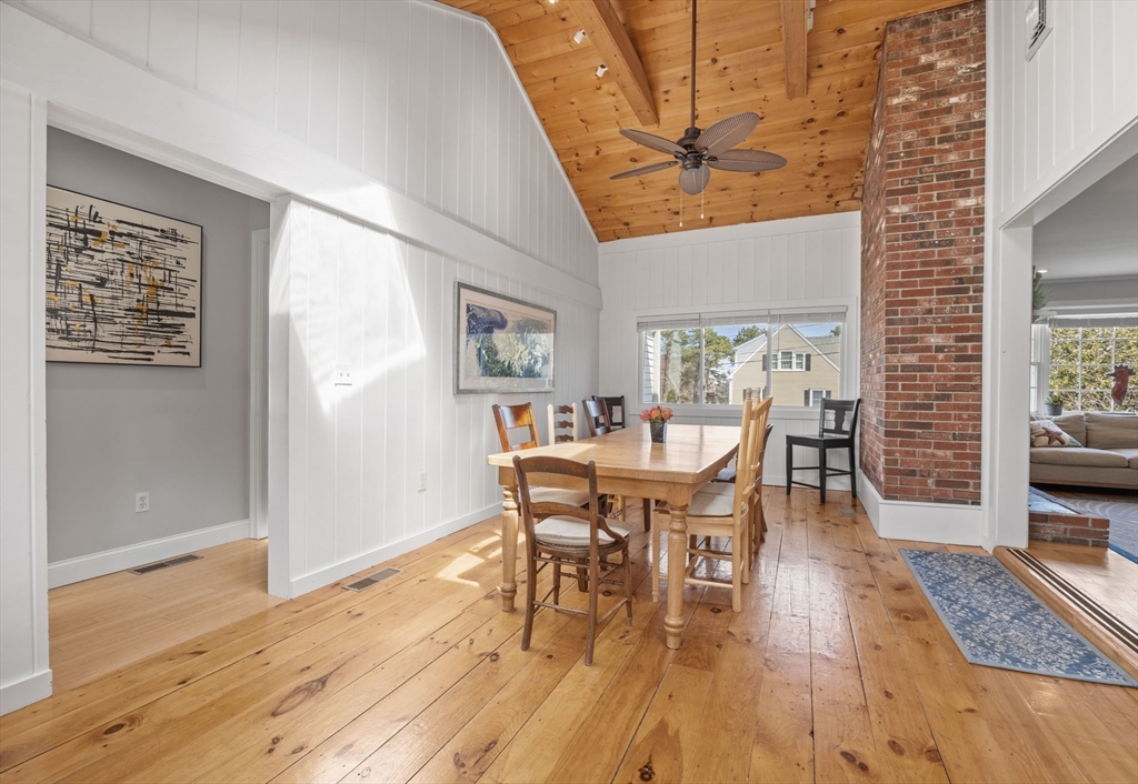 18 Captain Towne Road Sandwich, MA 02537 - Photo 11 of 40