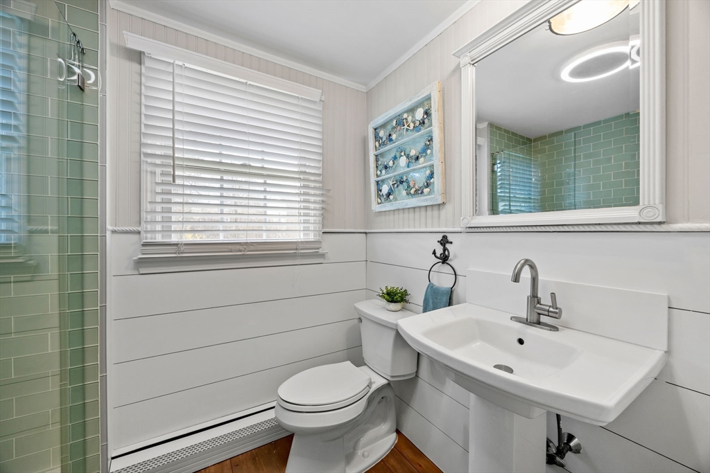 18 Captain Towne Road Sandwich, MA 02537 - Photo 14 of 40