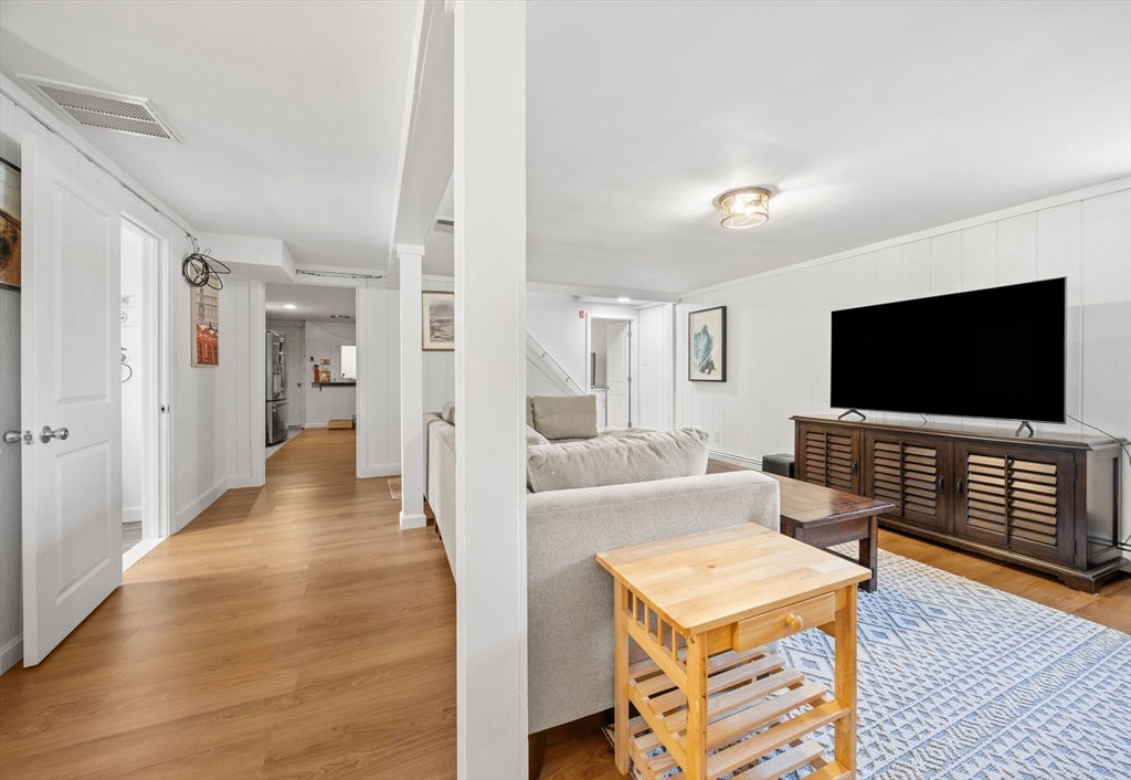 18 Captain Towne Road Sandwich, MA 02537 - Photo 22 of 40