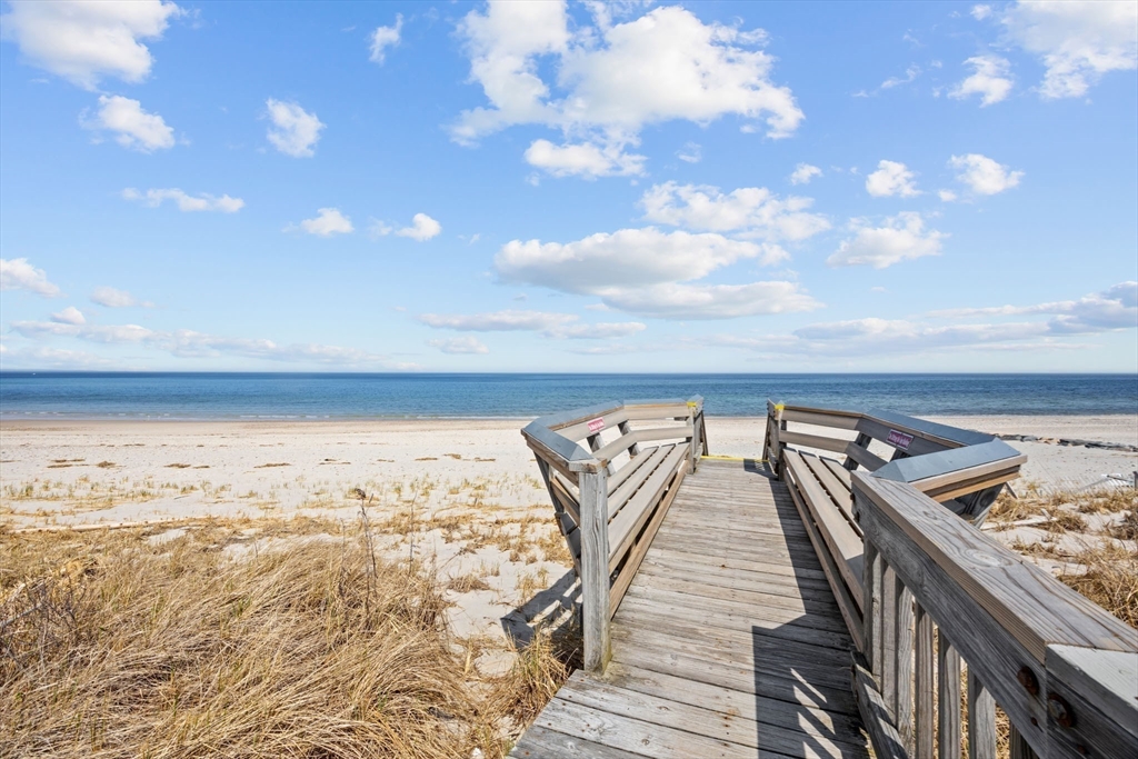 18 Captain Towne Road Sandwich, MA 02537 - Photo 32 of 40