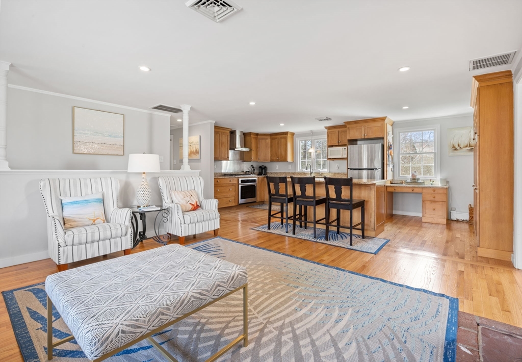 18 Captain Towne Road Sandwich, MA 02537 - Photo 7 of 40