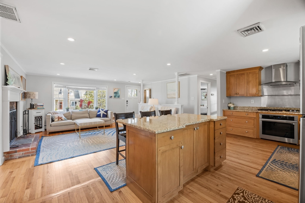 18 Captain Towne Road Sandwich, MA 02537 - Photo 8 of 40