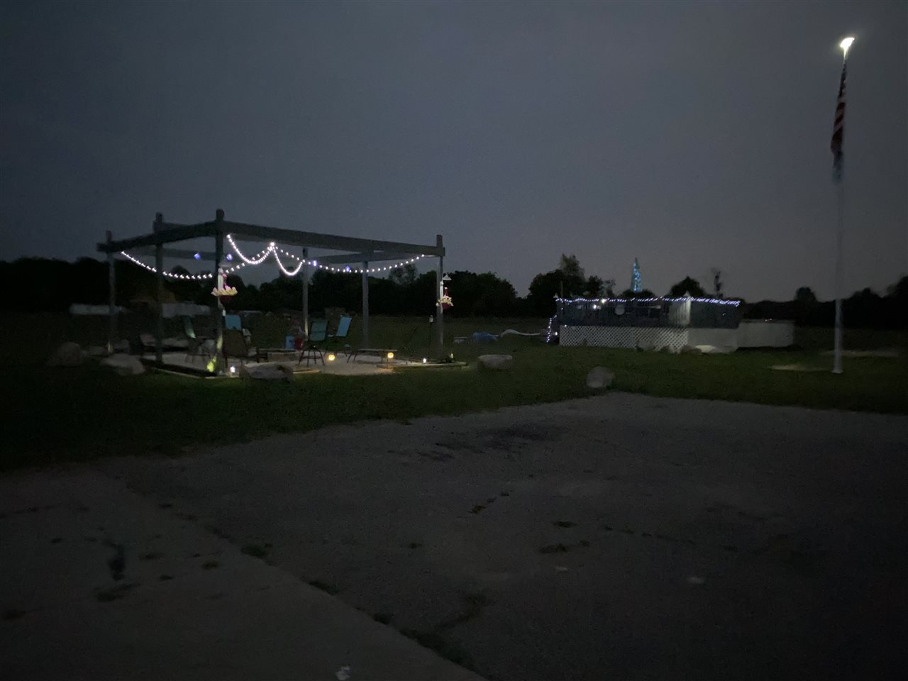 8204 North Genesee Road Mount Morris, MI 48458 - Photo 8 of 33 50038728-7.JPG