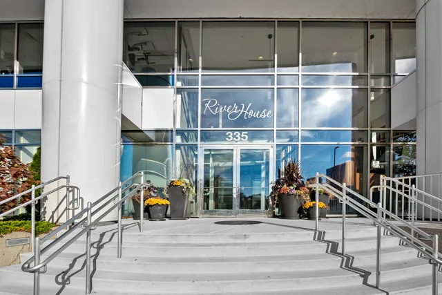 $519,900 | 335 Bridge Street Northwest, Unit 1101, Grand Rapids, MI 49504