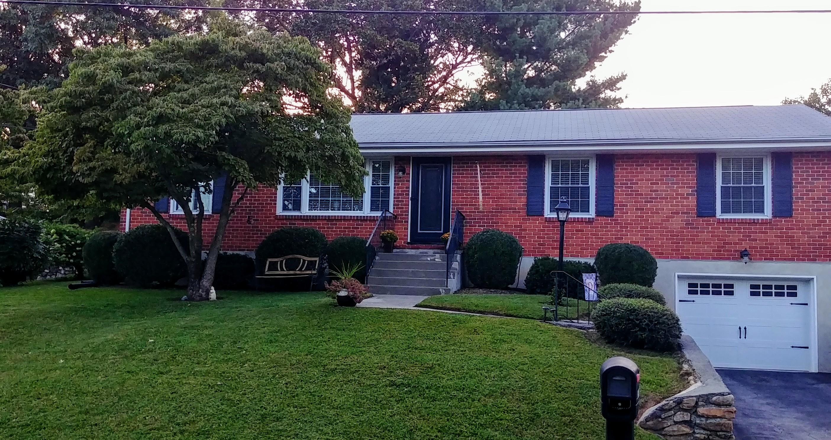 3451 Greencliff Road Roanoke, VA 24018 - Photo 1 of 37 0906181903