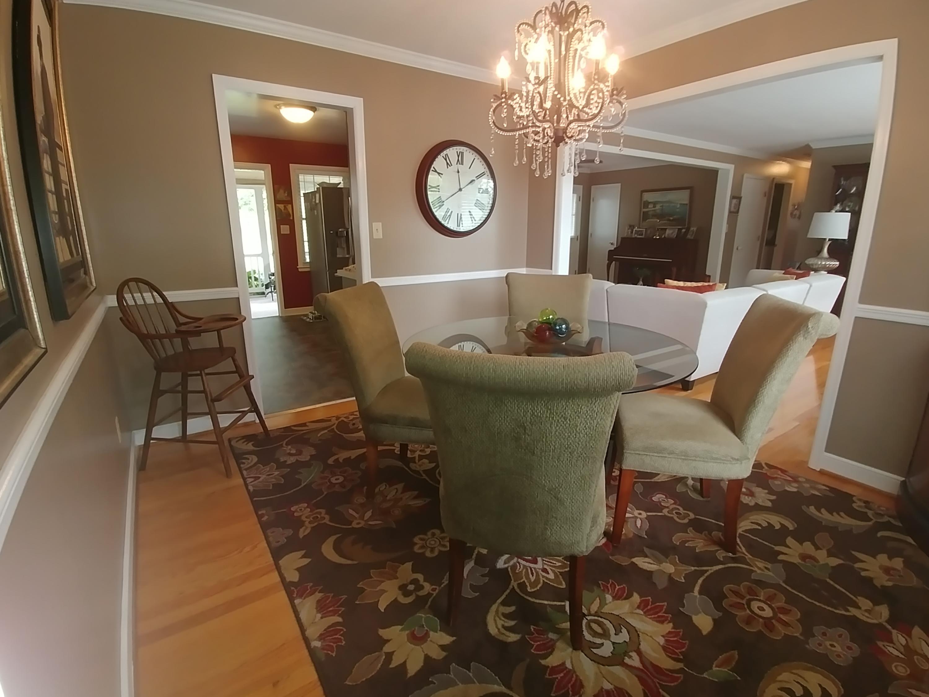 3451 Greencliff Road Roanoke, VA 24018 - Photo 11 of 37 Dining Room