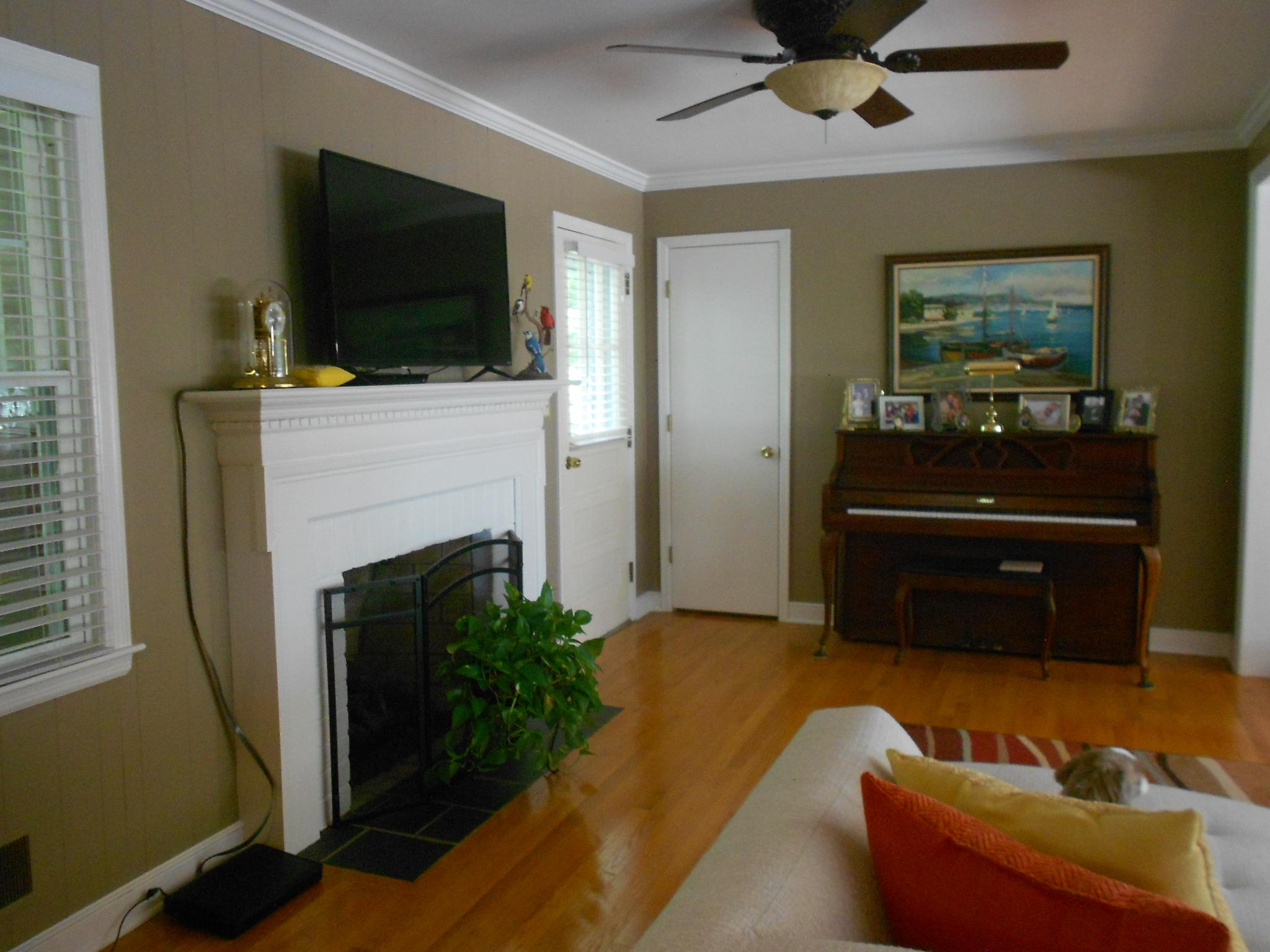 3451 Greencliff Road Roanoke, VA 24018 - Photo 7 of 37 DSCN3172
