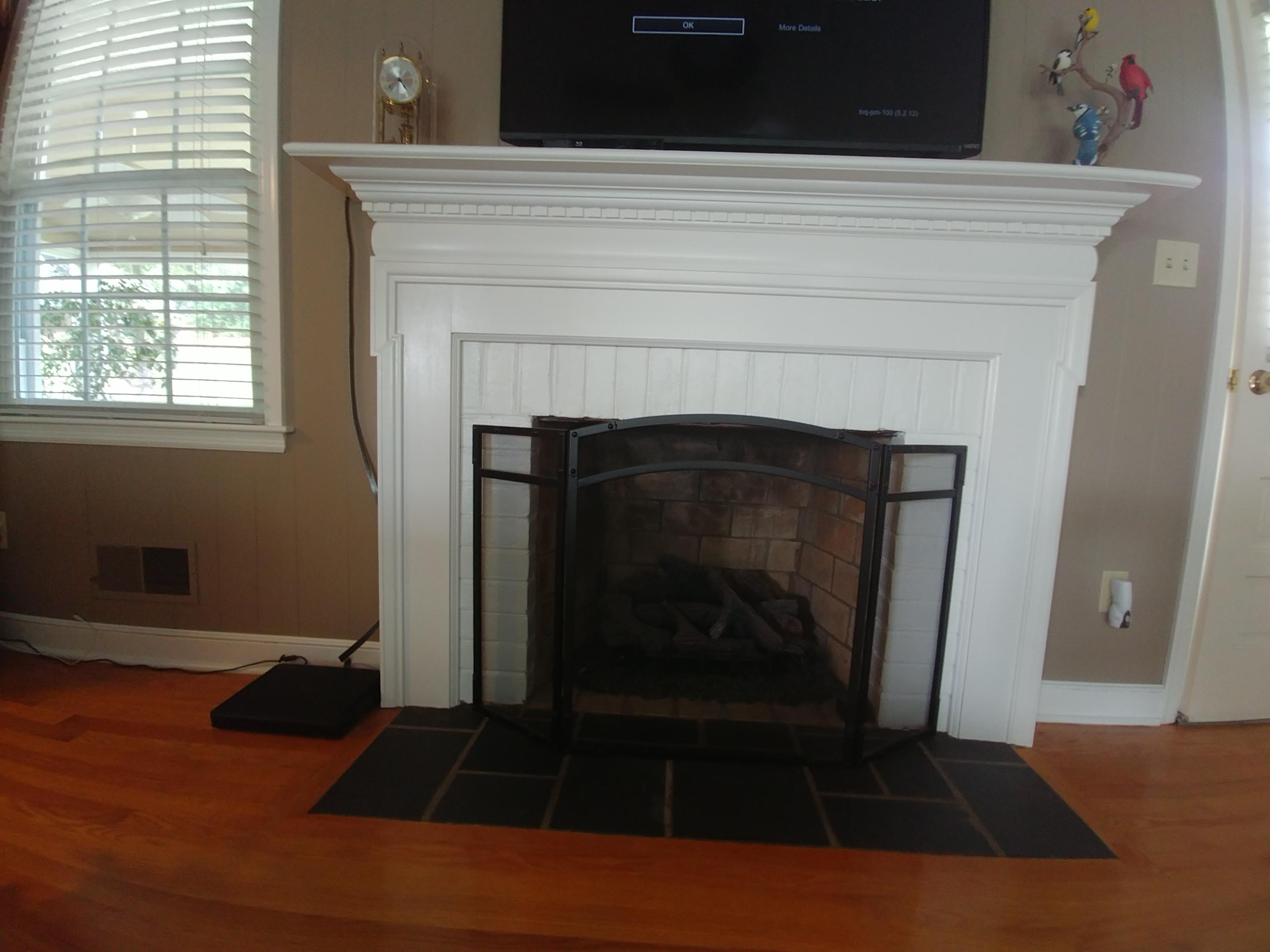 3451 Greencliff Road Roanoke, VA 24018 - Photo 8 of 37 Gas Fireplace