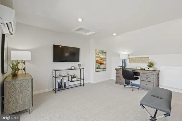 $799,000 | 24190 Kilbride Terrace, Sterling, VA 20166