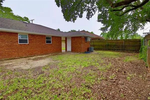 $1,800 | 601 Gordon Avenue, Harahan, LA 70123