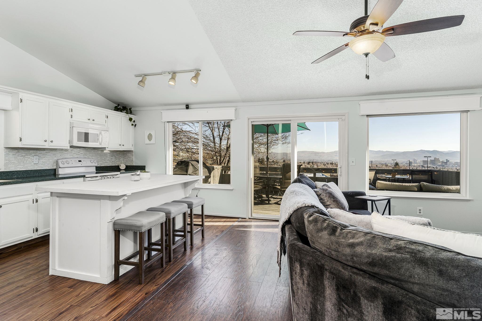3808 Bexley Square Reno, NV 89503 - Photo 5 of 19 Photo 5