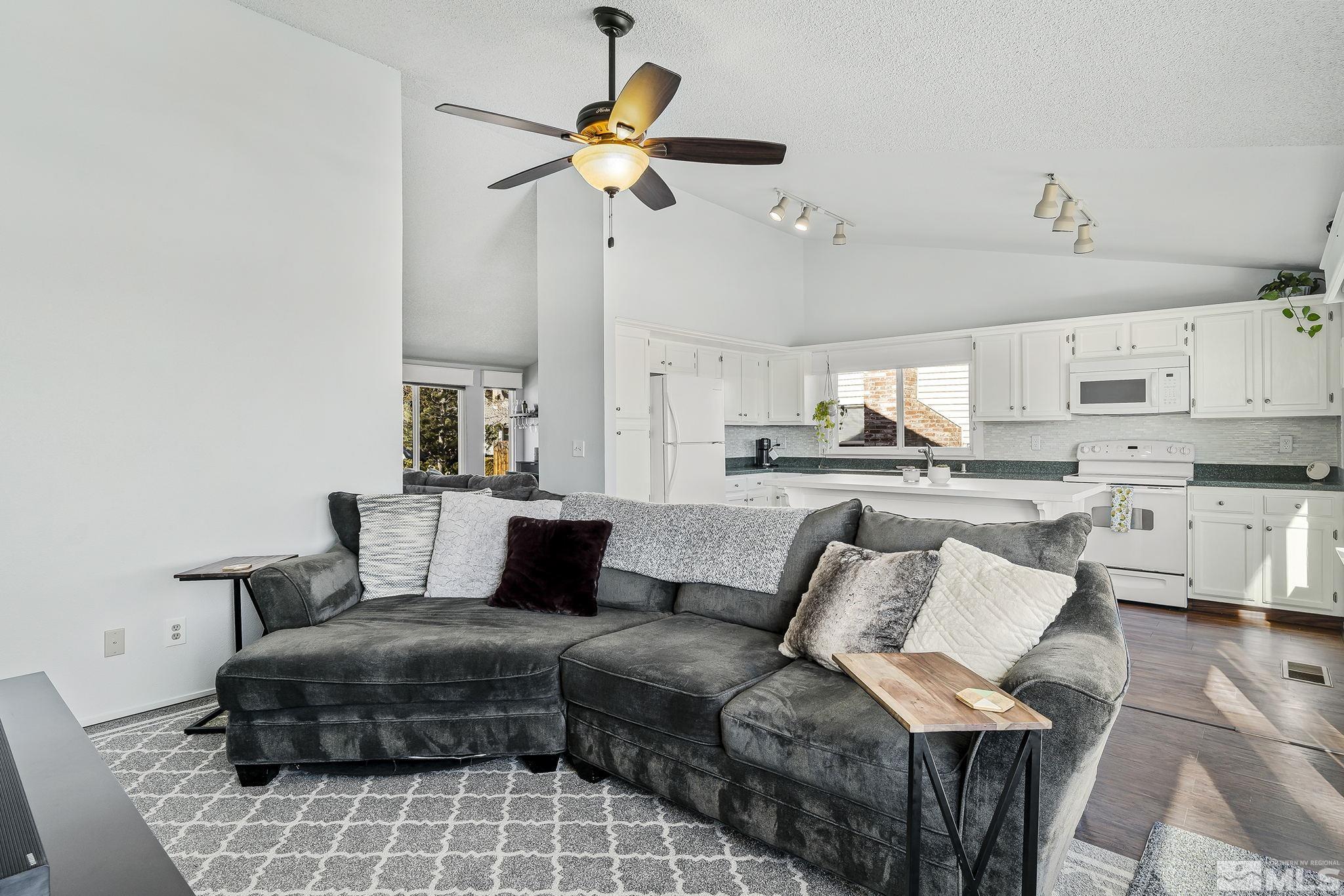 3808 Bexley Square Reno, NV 89503 - Photo 9 of 19 Photo 9