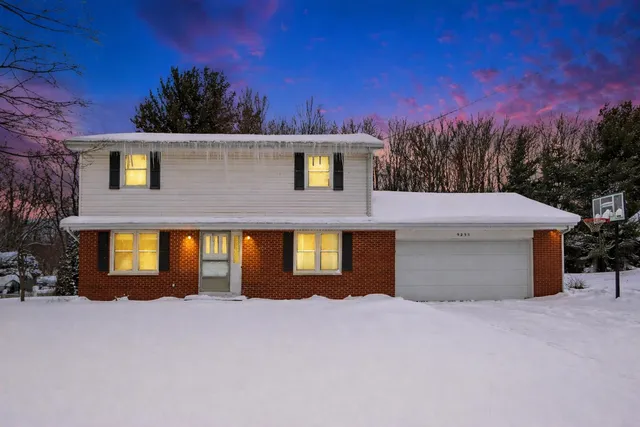 $245,000 | 9235 Bunkerhill, Richland, MI 49083