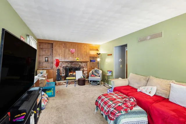 $245,000 | 9235 Bunkerhill, Richland, MI 49083