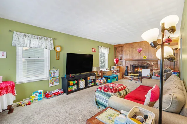 $245,000 | 9235 Bunkerhill, Richland, MI 49083