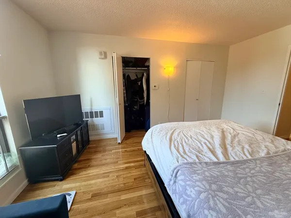 $3,200 | 33 Pond Avenue, Unit 320, Brookline, MA 02445