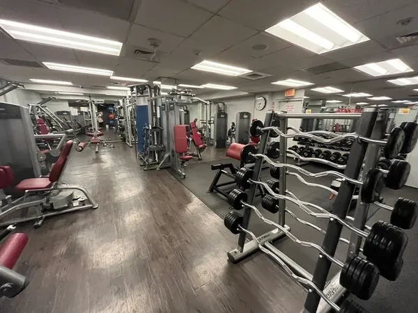 $3,200 | 33 Pond Avenue, Unit 320, Brookline, MA 02445