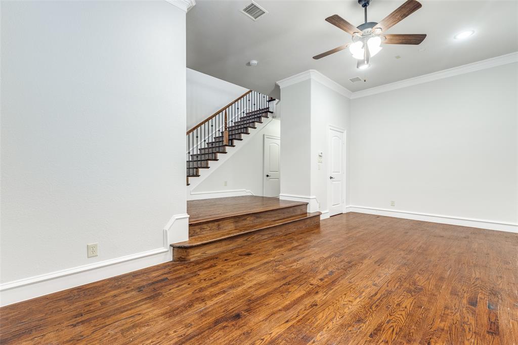 7912 Bishop Road Plano, TX 75024 - Photo 6 of 30