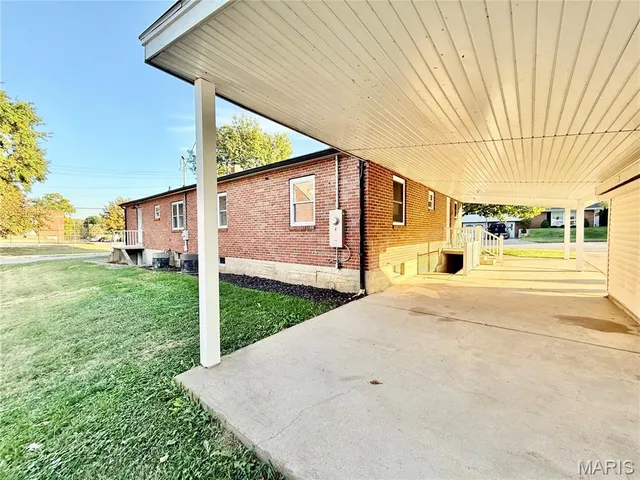 $330,000 | 405 West 9th Street, Hermann, MO 65041