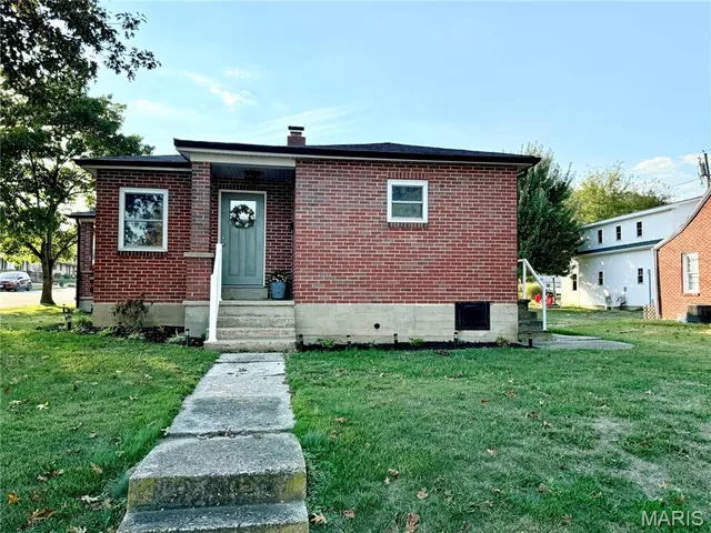 $330,000 | 405 West 9th Street, Hermann, MO 65041