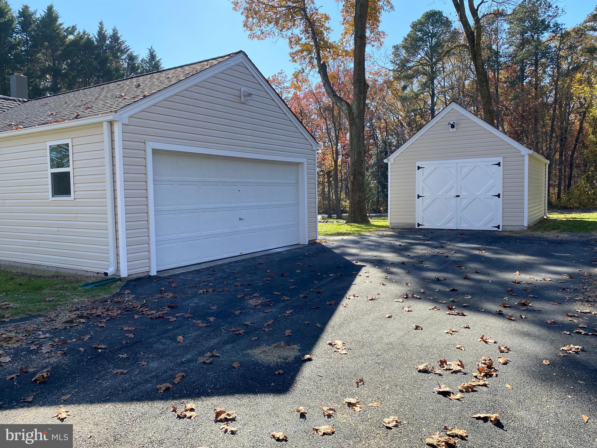 791 Danza Road Severn, MD 21144 - Photo 6 of 67 2 Car attached garage- plus detached garage