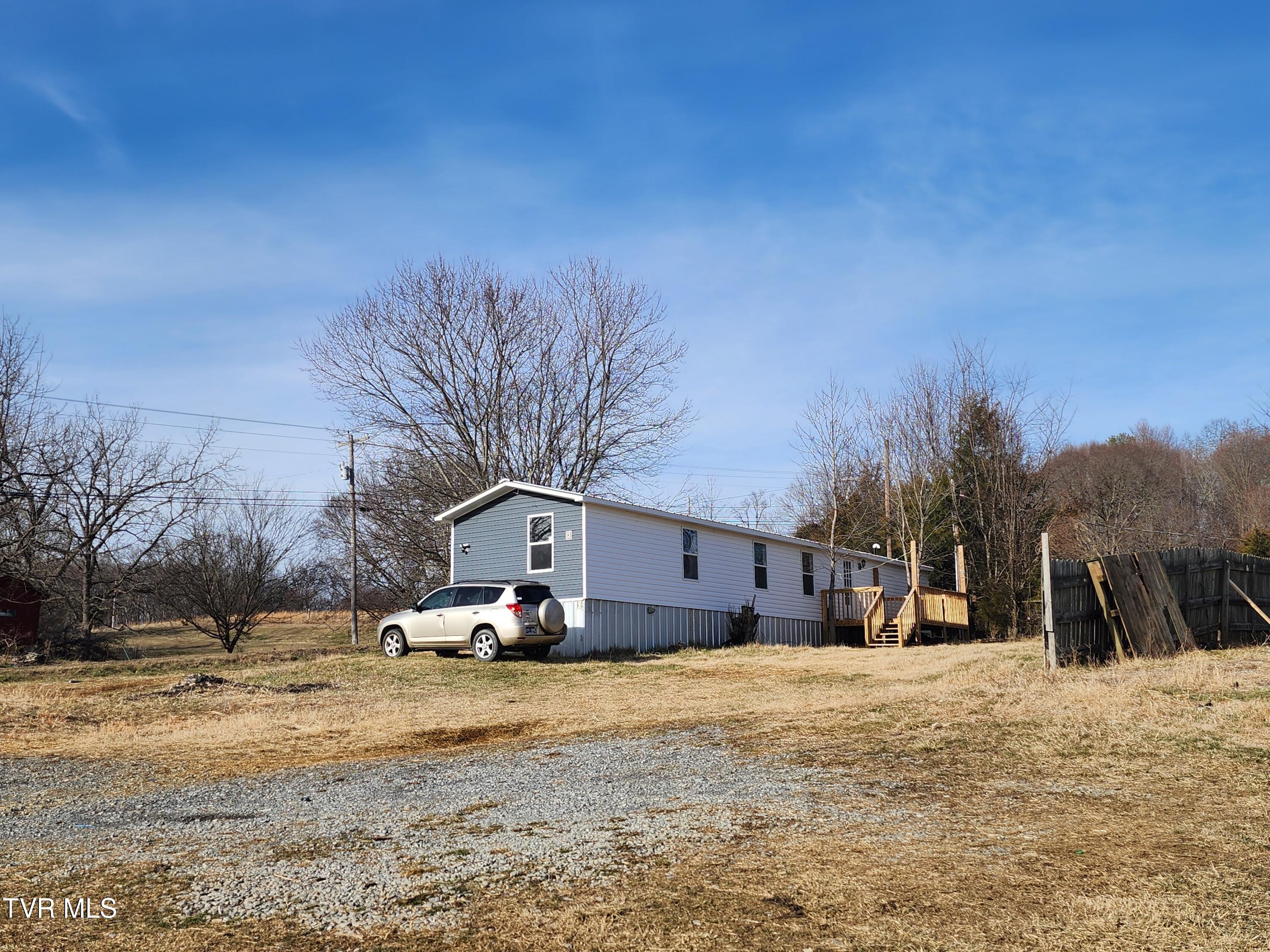626 Conklin Road Jonesborough, TN 37659 - Photo 3 of 38 IMG_0932