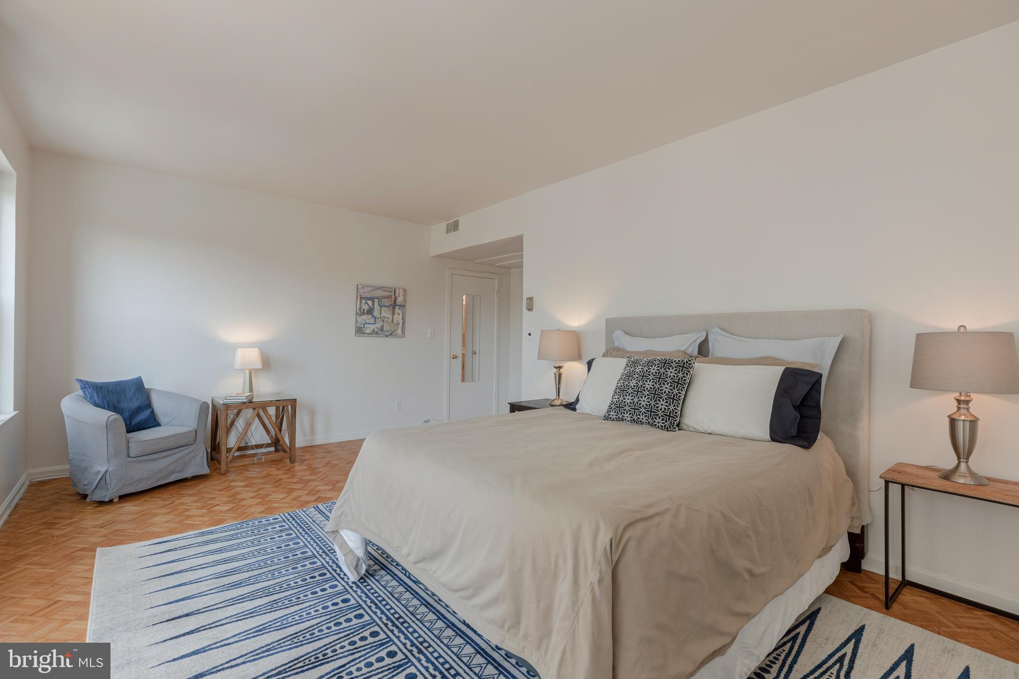 1669 Columbia Road Northwest, Unit 306 Washington, DC 20009 - Photo 24 of 32