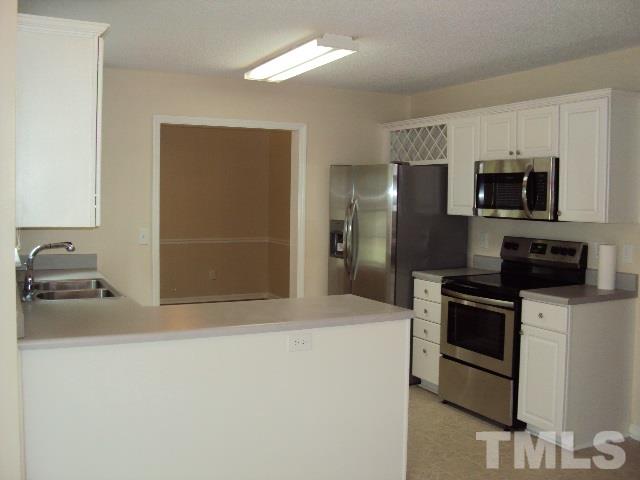 3313 Daingerfield Drive Raleigh, NC 27616 - Photo 13 of 29