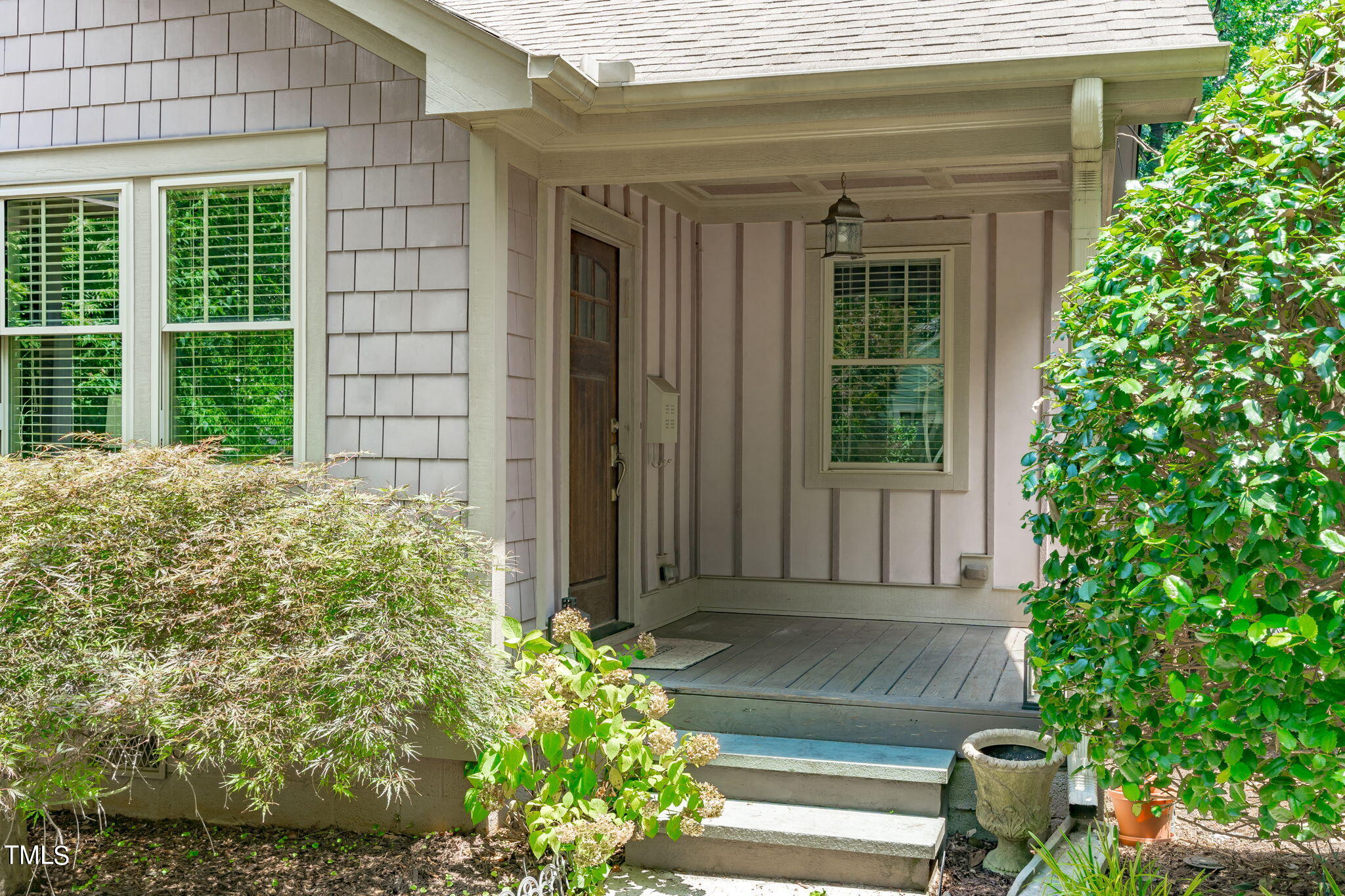 2006 McCarthy Street Raleigh, NC 27608 - Photo 3 of 40 a view of entrance