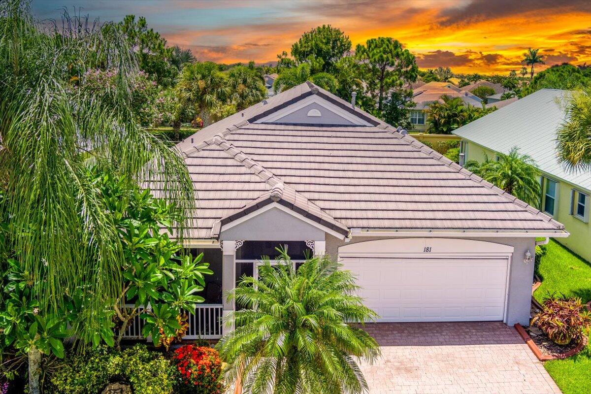 181 Northwest Willow Grove Ave  