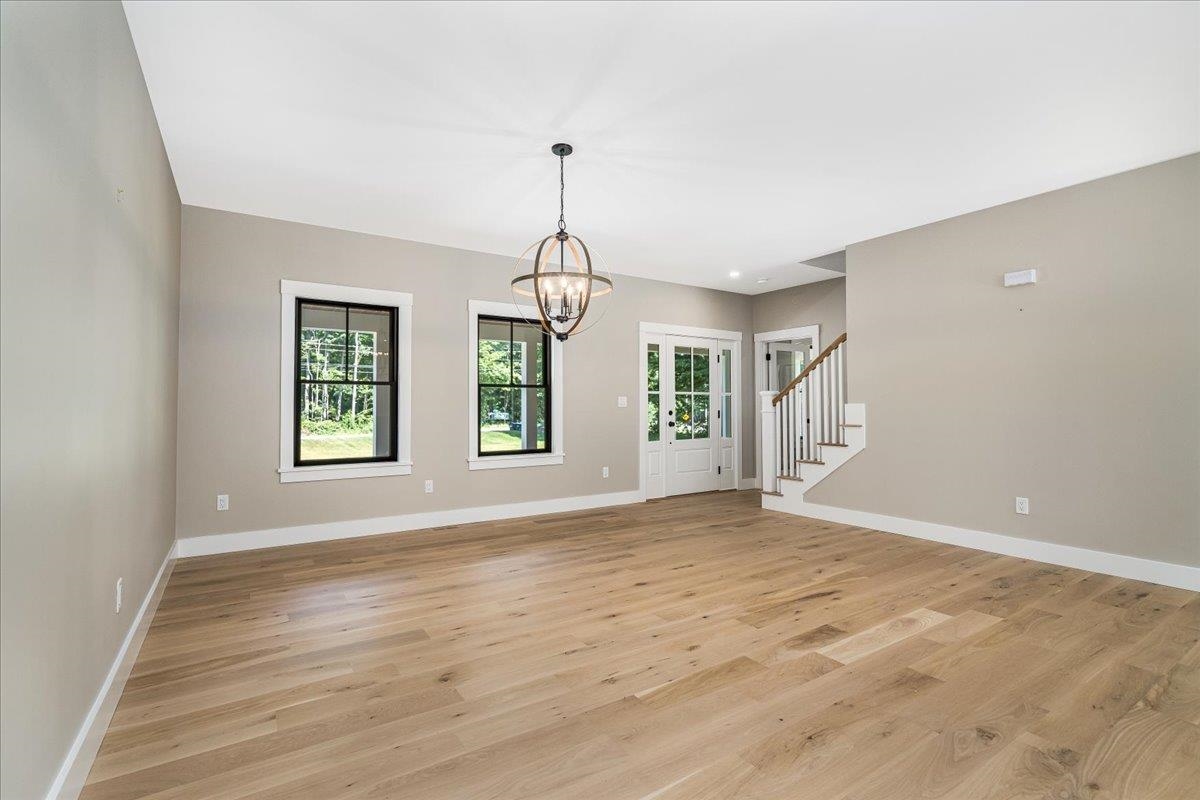 195 Amesbury Road Kensington, NH 03833 - Photo 11 of 51