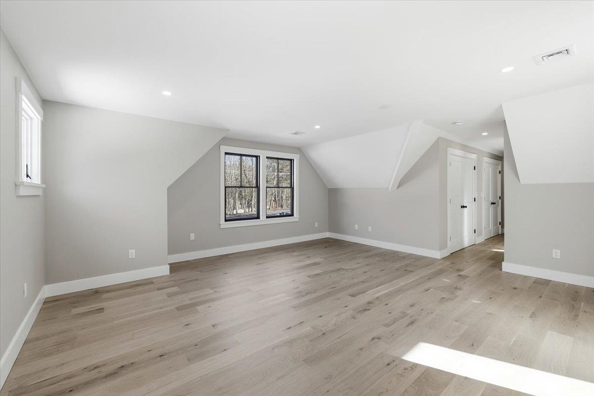 195 Amesbury Road Kensington, NH 03833 - Photo 17 of 51