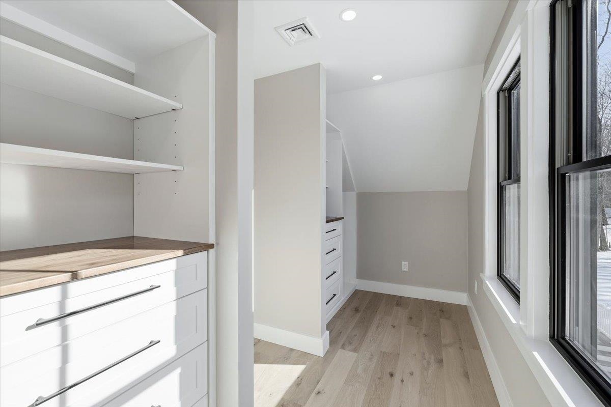 195 Amesbury Road Kensington, NH 03833 - Photo 18 of 51