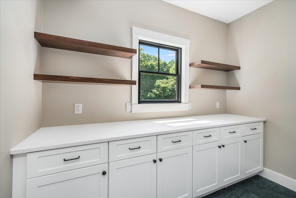 195 Amesbury Road Kensington, NH 03833 - Photo 36 of 51