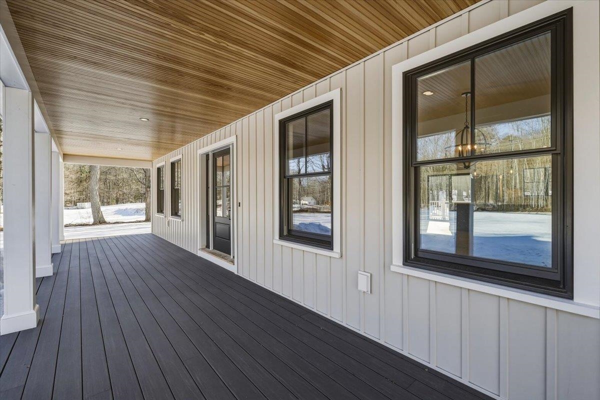 195 Amesbury Road Kensington, NH 03833 - Photo 38 of 51