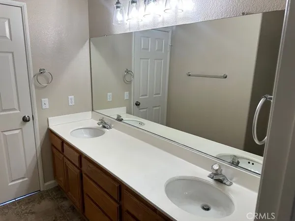 $3,300 | 43644 Savona Street, Temecula, CA 92592