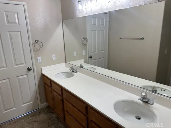 $3,300 | 43644 Savona Street, Temecula, CA 92592