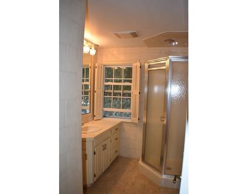 36 Highland Road Swansea, MA 02777 - Photo 19 of 30 Gallery Image 19