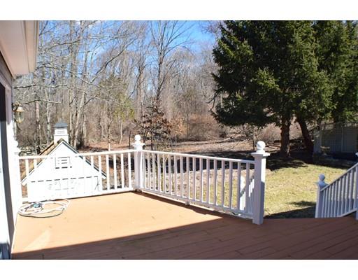 36 Highland Road Swansea, MA 02777 - Photo 4 of 30 Gallery Image 4