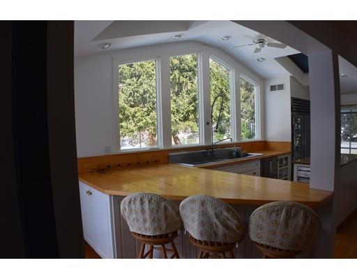 36 Highland Road Swansea, MA 02777 - Photo 5 of 30 Gallery Image 5