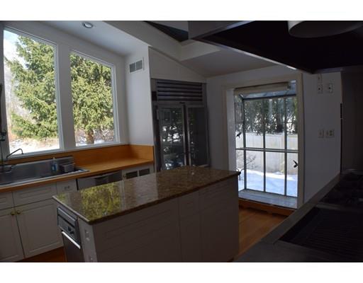 36 Highland Road Swansea, MA 02777 - Photo 7 of 30 Gallery Image 7