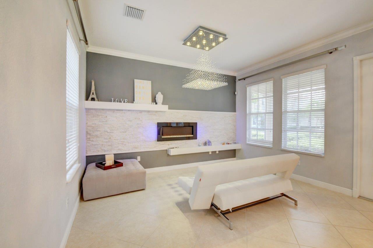 8331 Northwest 8th Way Boca Raton, FL 33487 - Photo 4 of 24 DSC_3937_38_39_40_41