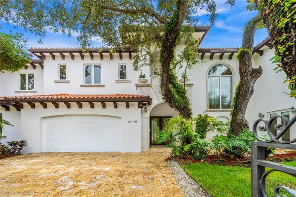 $3,975,000 | 5770 La Luneta Avenue, Miami, FL 33155