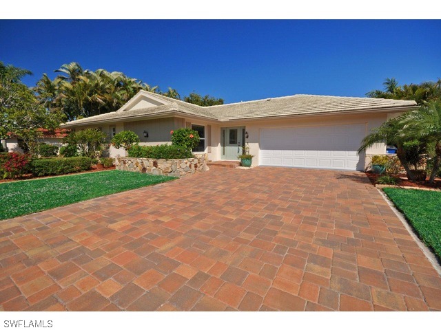 15511 Shell Point Boulevard Fort Myers, FL 33908 - Photo 2 of 8 Gallery Image 2