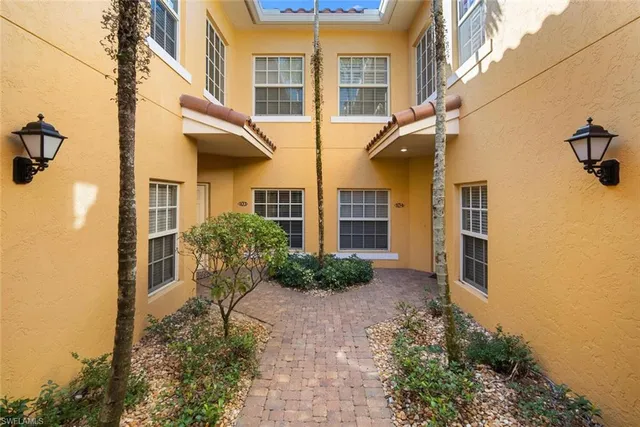 $410,888 | 8565 Via Garibaldi Circle, Unit 104, Estero, FL 33928