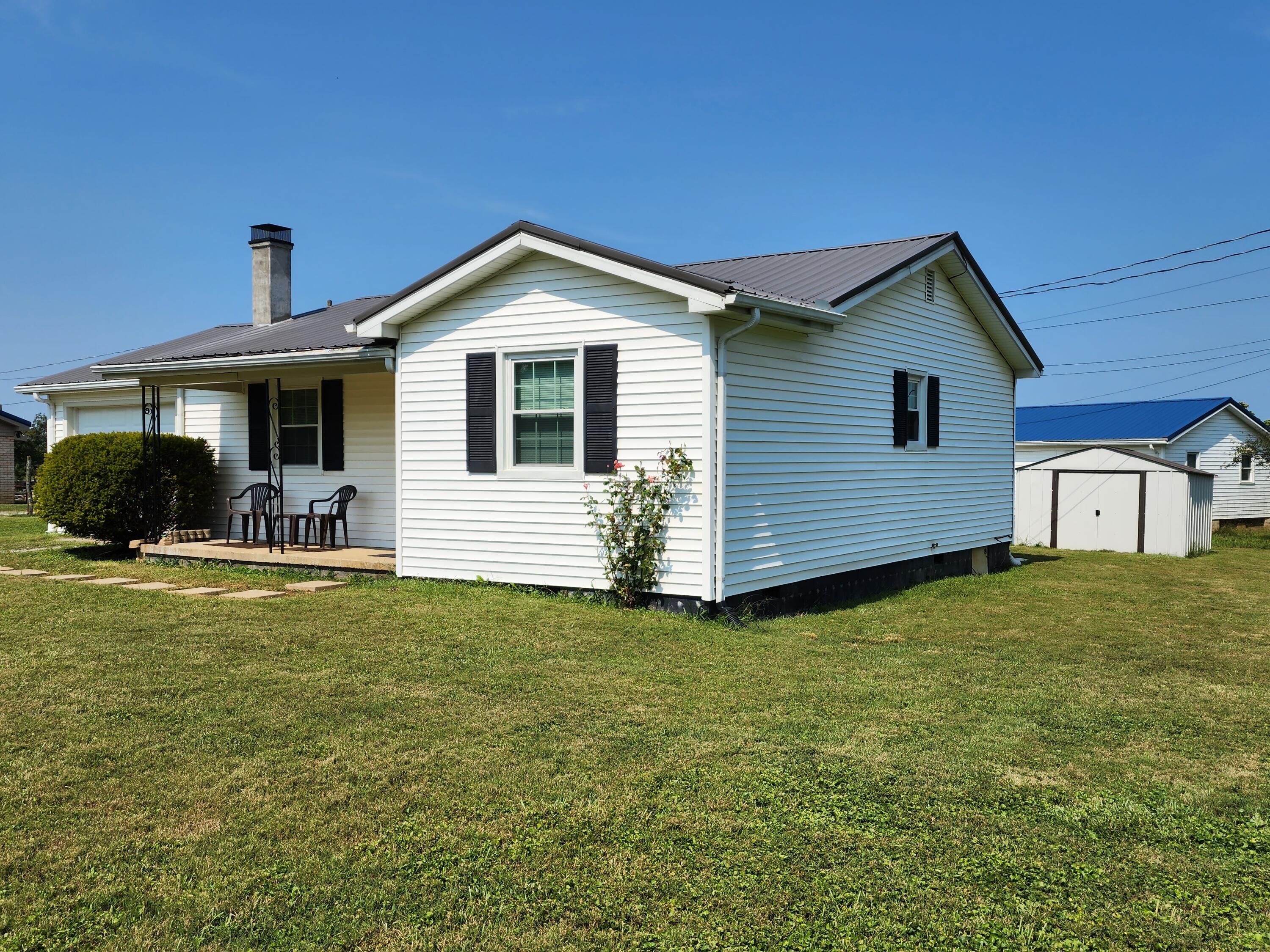1479 Moberly Road Richmond, KY 40475 - Photo 3 of 26 20220915_142646