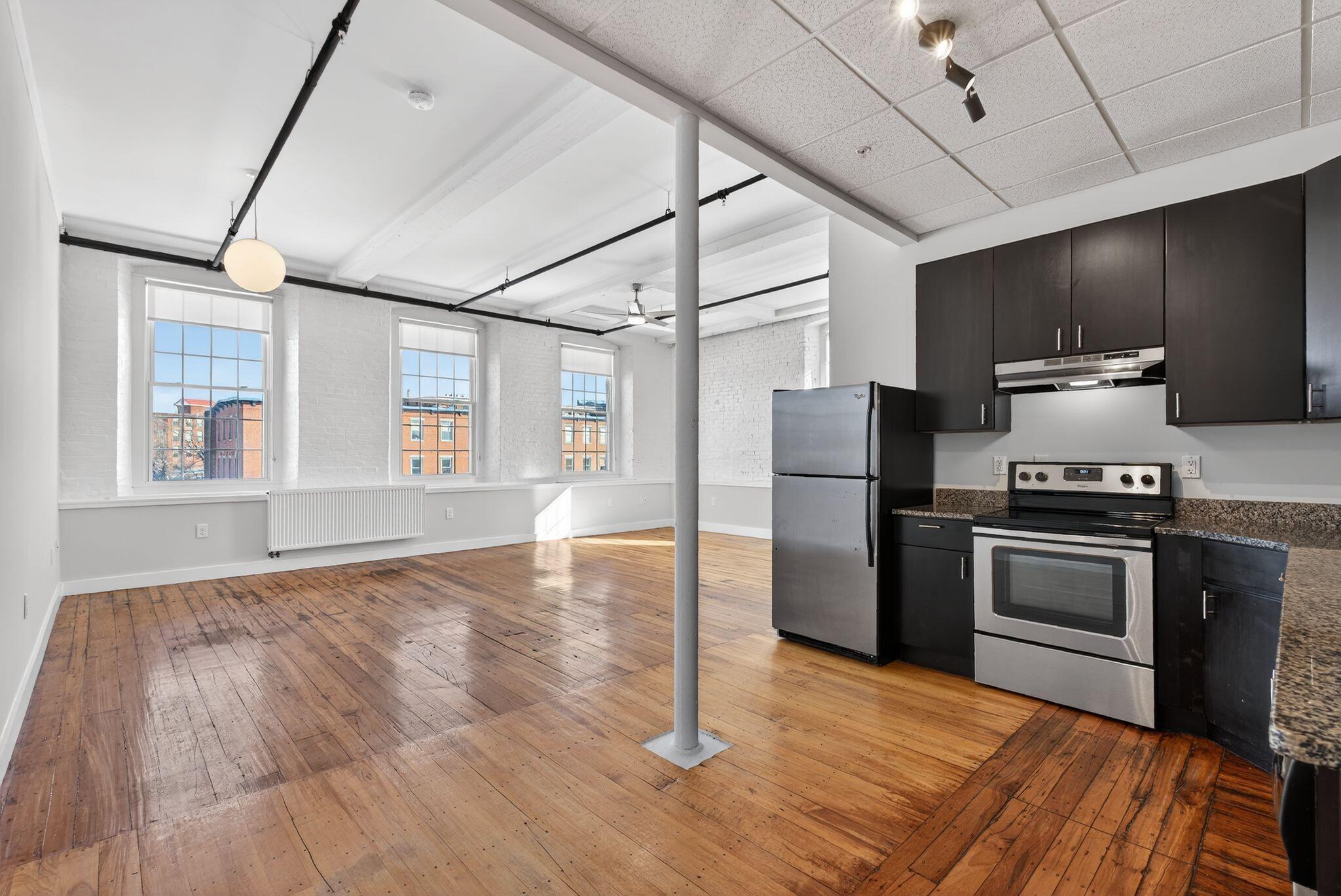 2 Main Street, Unit 17416 Biddeford, ME 04005 - Photo 5 of 42 Water View Corner Unit 17-416