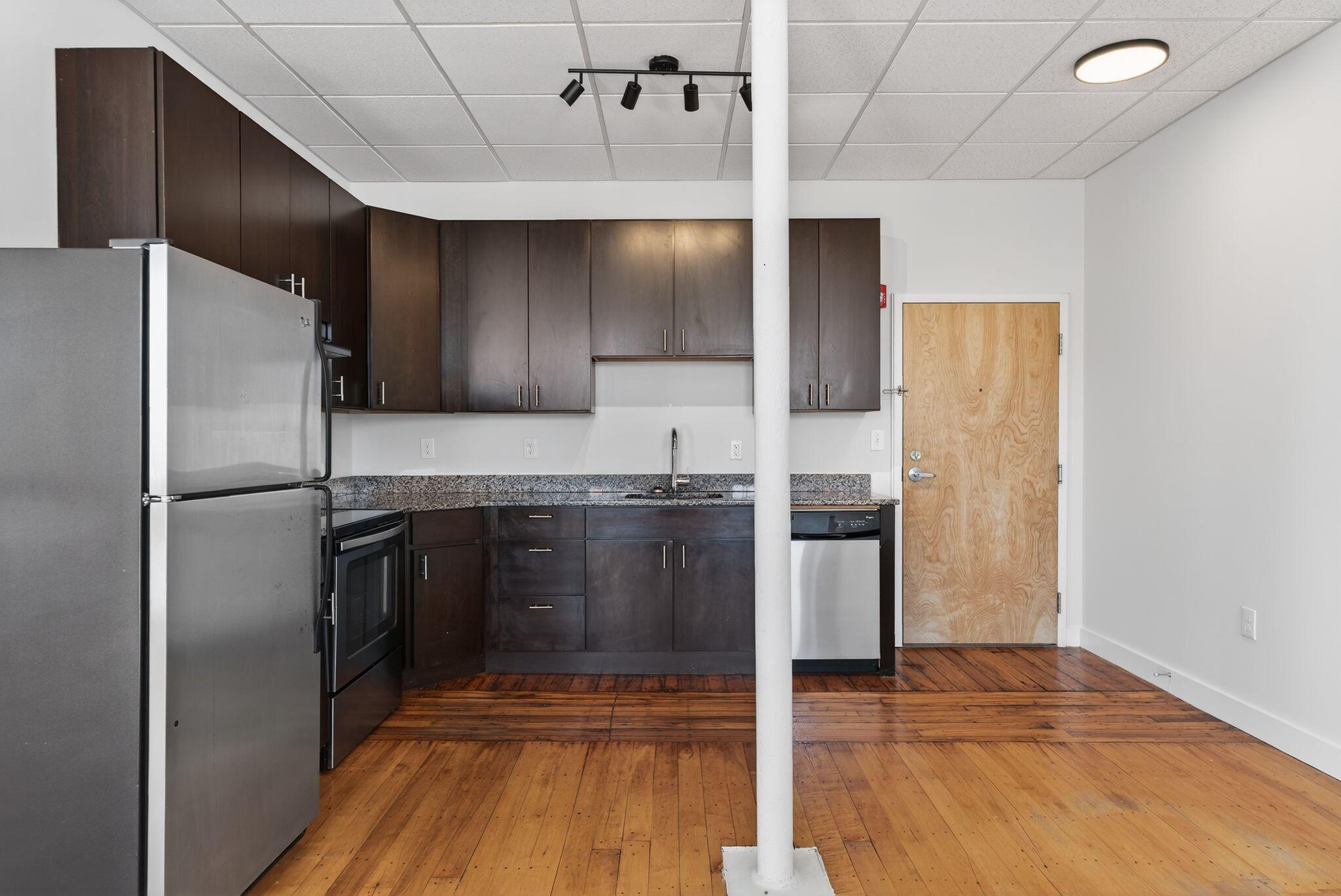 2 Main Street, Unit 17416 Biddeford, ME 04005 - Photo 7 of 42 Water View Corner Unit 17-416